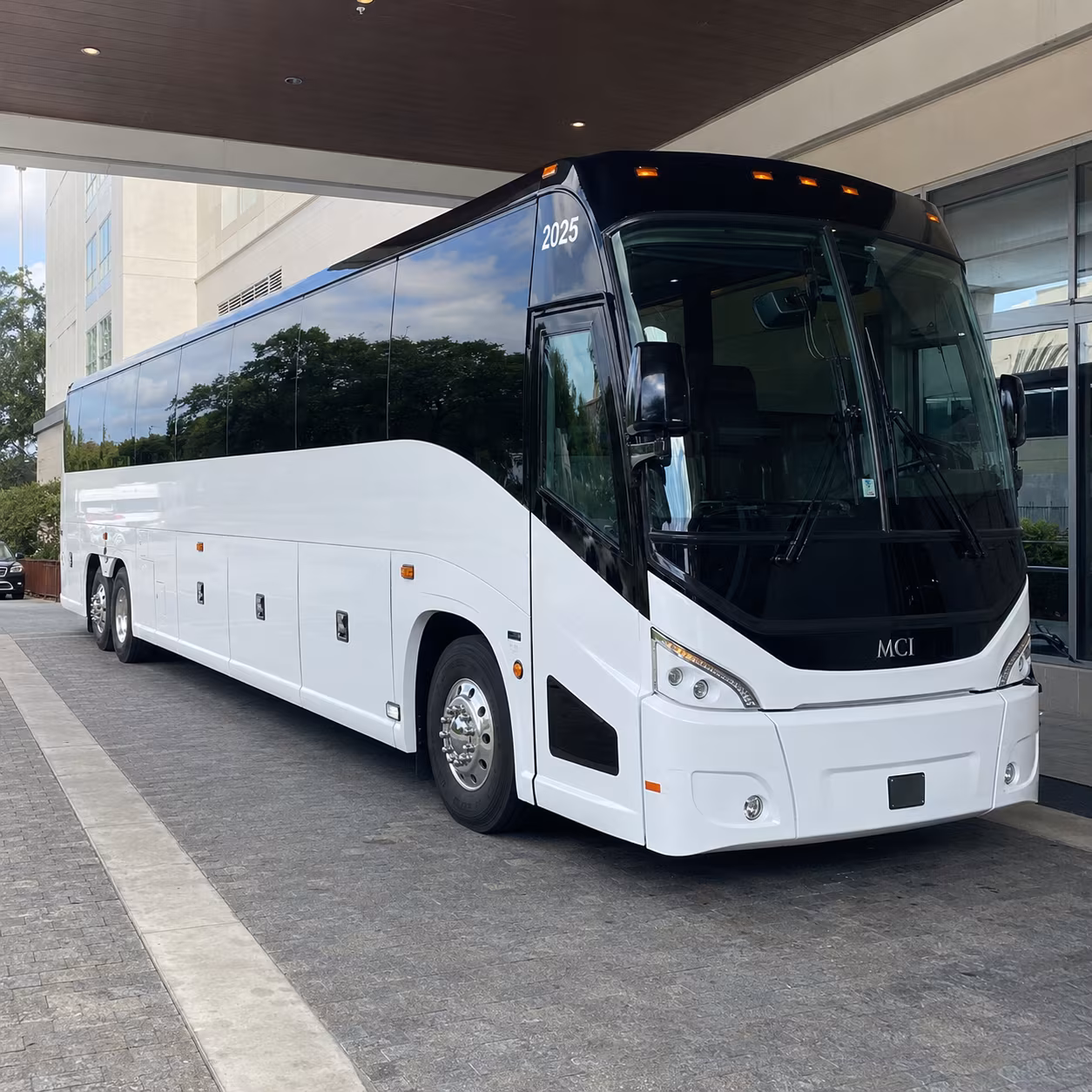 charter buses for athletic and competition field trips from syracuse schools