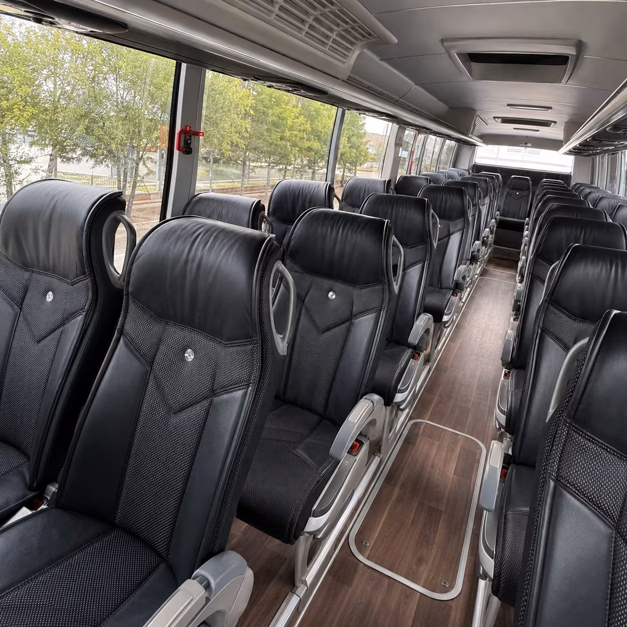find transportation for your next airport transfer 3