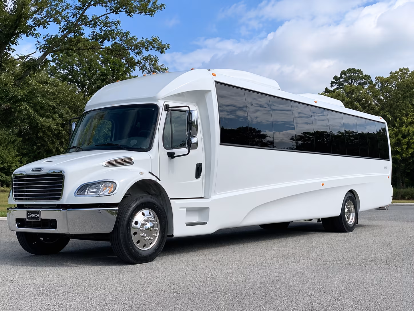 how multiple stops and hold time affect total booked hours on a syracuse bus rental