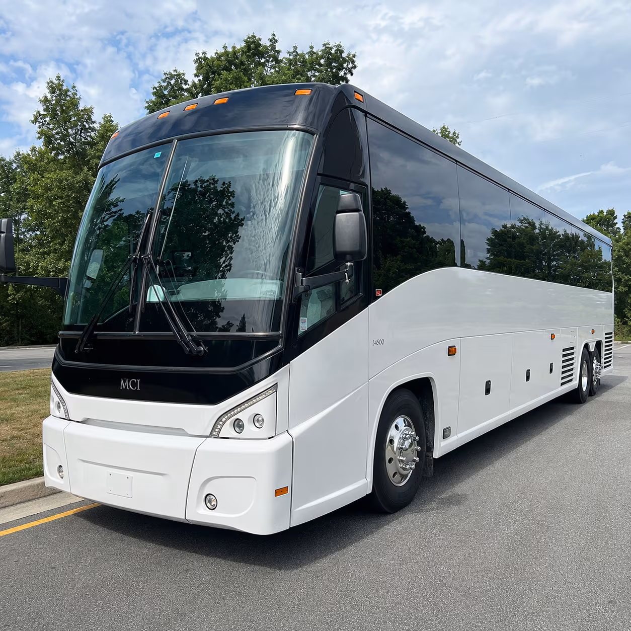 syracuse bus rental service area