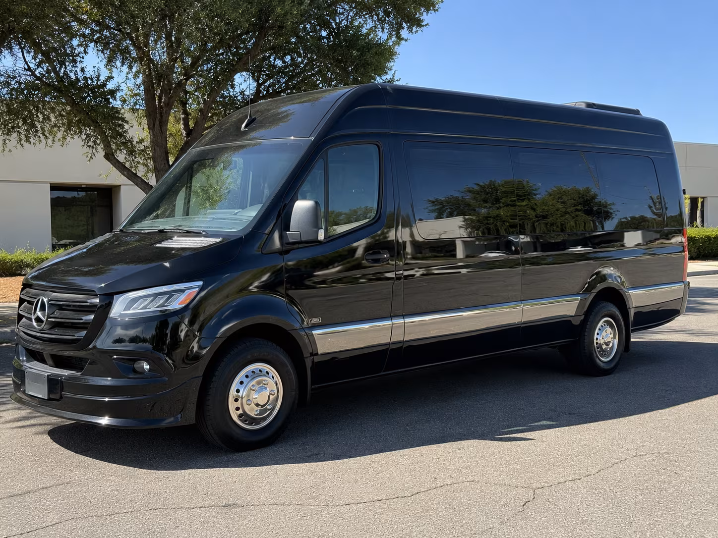 syracuse sporting event transportation onboard seating