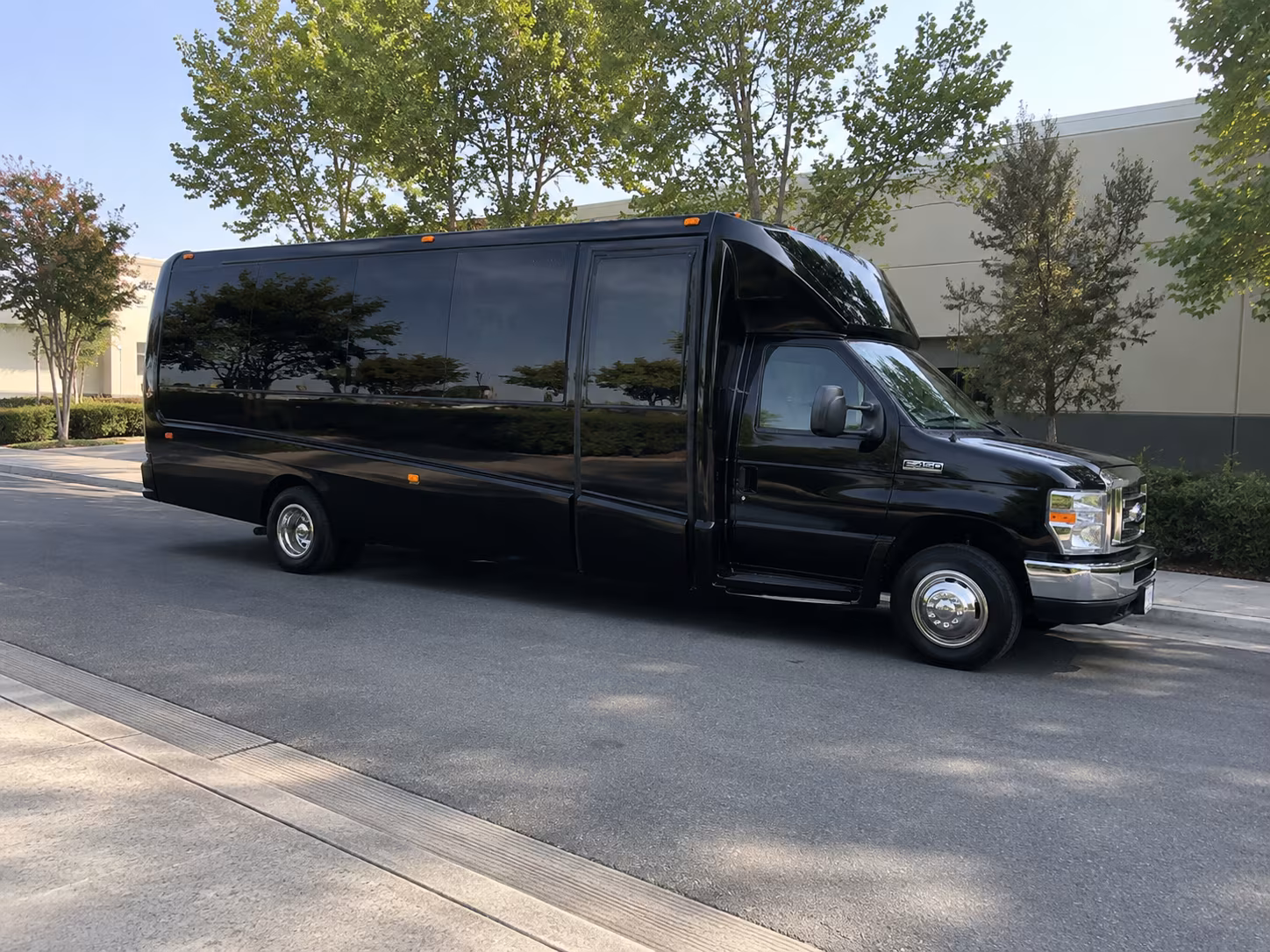 syracuse wedding party bus rental